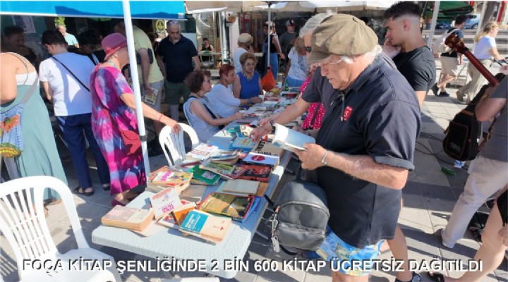 FOÇA KİTAP ŞENLİĞİNDE 2 BİN 600 KİTAP ÜCRETSİZ DAĞITILDI