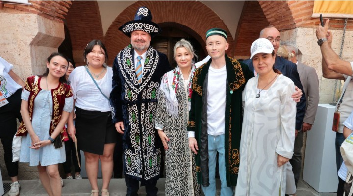 MENEMEN’DE FESTİVAL COŞKUSU HEMHAL İLE BAŞLADI